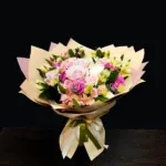 Букет цветов "Пудровый крем"